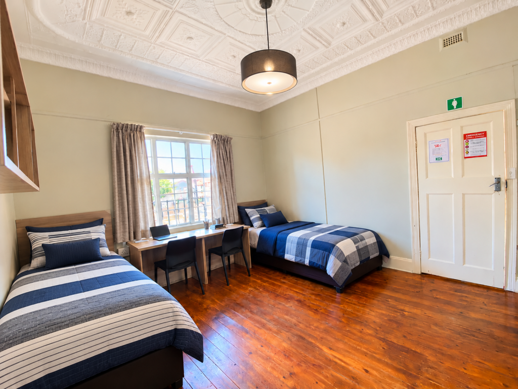 fasa-properties-122f-semi-sharing-room.png