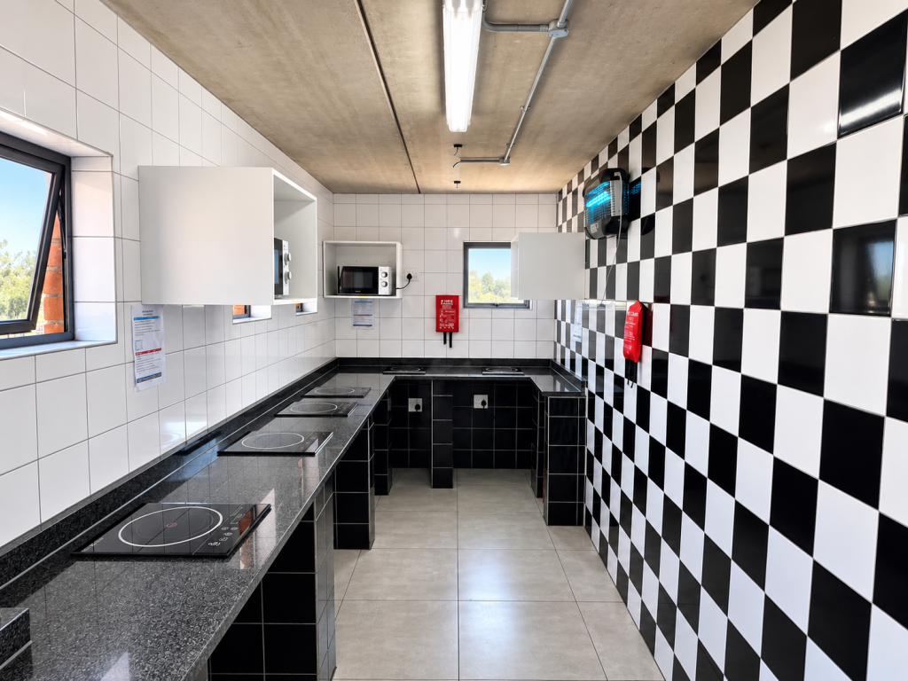 the-african-star-residence-single-side-kitchen.png